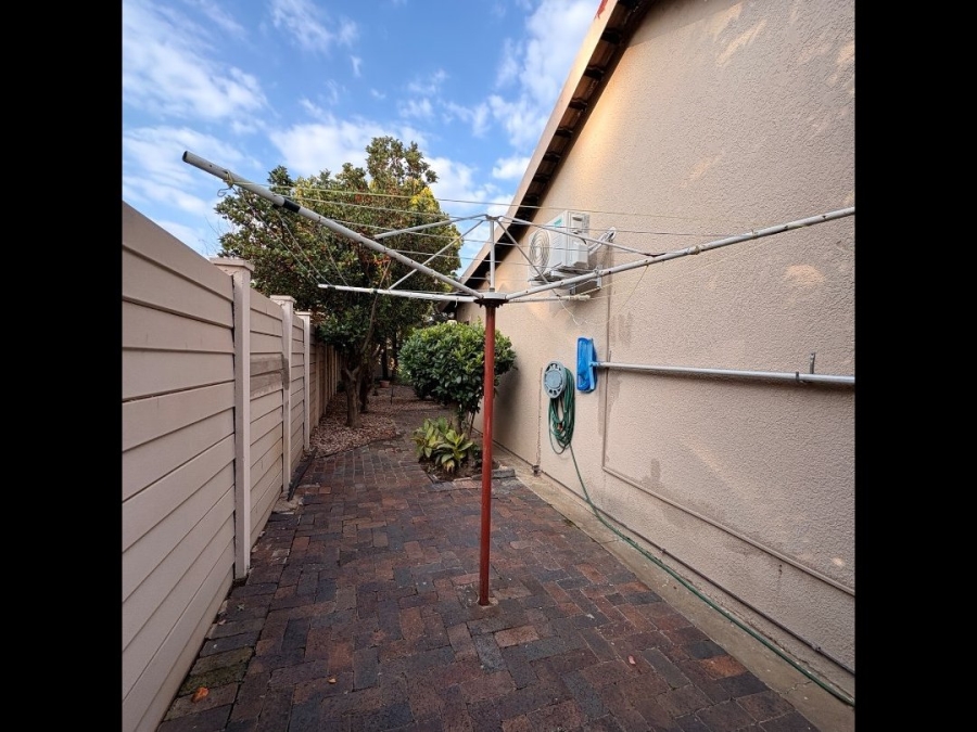 3 Bedroom Property for Sale in La Hoff North West